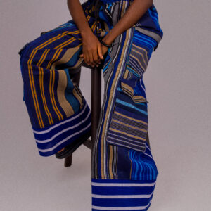 Kẹ̀mbẹ̀ Alápò Mẹ́jọ - Blue