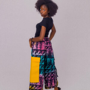 Kẹ̀mbẹ̀ Àjàdí - Adire design