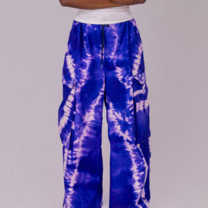 Kẹ̀mbẹ̀ Àjàdí (Hand-Dyed Indigo Adire)