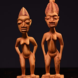 Ìbejì Abo àti Abo (female and female twins)